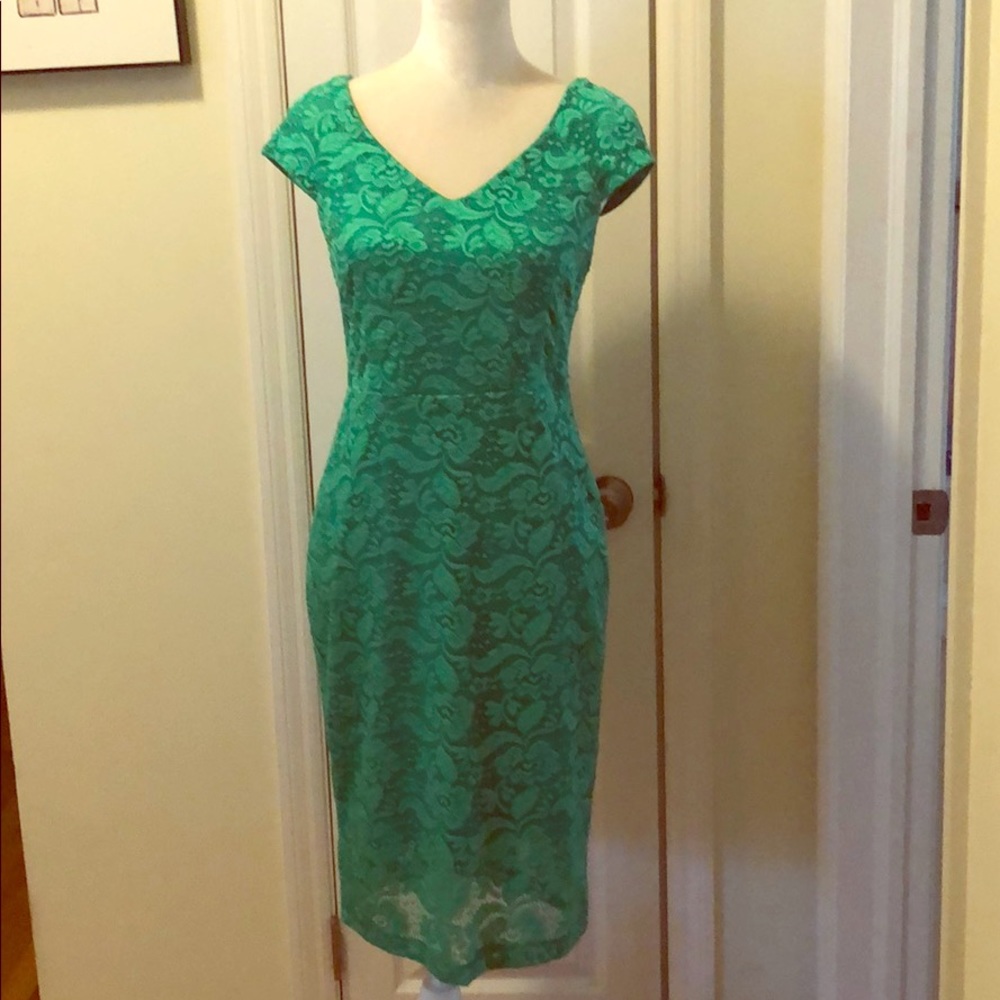 New York & Company Green lace fitted dress